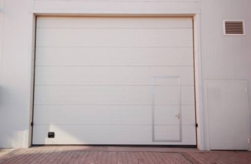 Sichern Sie Ihre Garage: Wichtige DIY-Sicherheitsverbesserungen für Ihre Garagentür