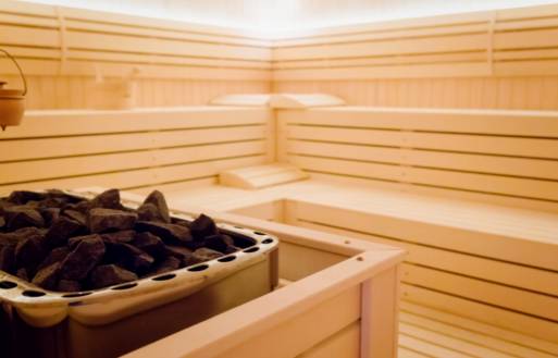 Schritt für Schritt: Wie man eine traditionelle Sauna in Ihrem Zuhause installiert
