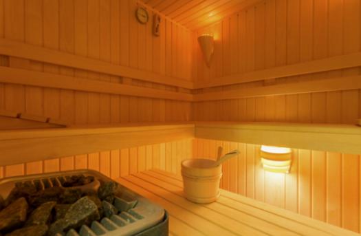 Verbessern Sie Ihr Zuhause mit einer traditionellen Sauna für einen gesünderen Lebensstil